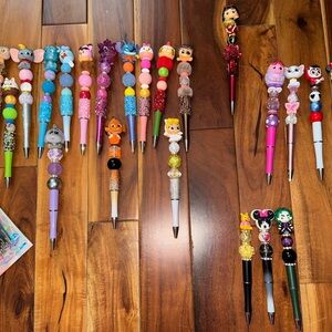 Disney ink pens with refill
